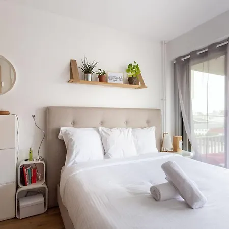 Appartamento Amazing 38m2 Apartment, With Balcony, In 19e District *
